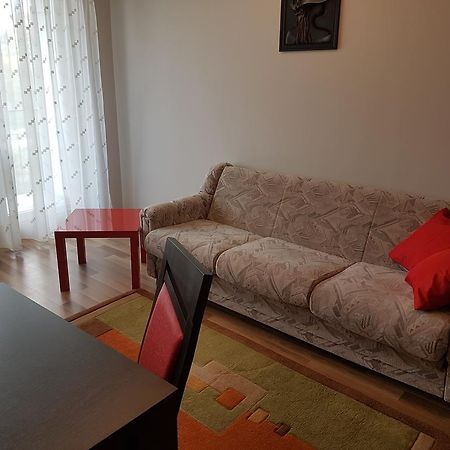 Samodzielny Apartament 2Pokojowy Apartamento Kołobrzeg Exterior foto