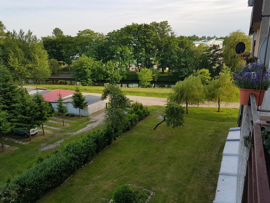 Samodzielny Apartament 2Pokojowy Apartamento Kołobrzeg Exterior foto